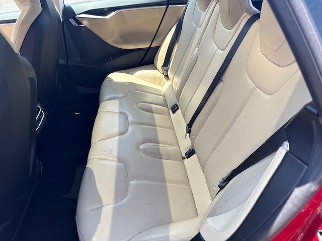 Tesla Model S 85D 2015