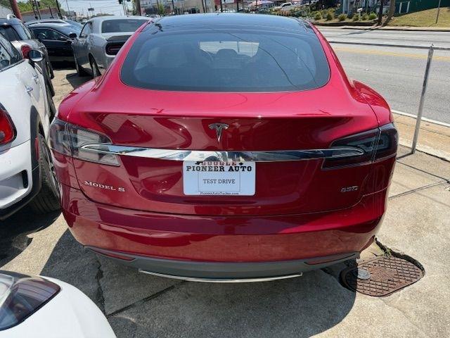 Tesla Model S 85D 2015