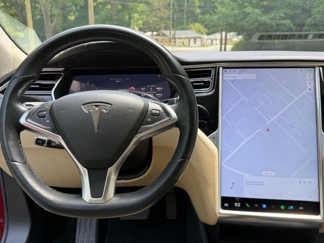 Tesla Model S 85D 2015
