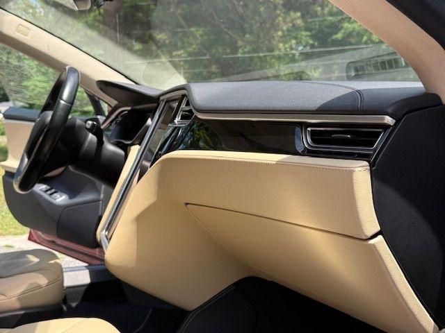 Tesla Model S 85D 2015