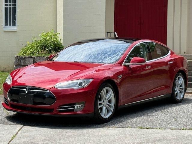 Tesla Model S 85D 2015