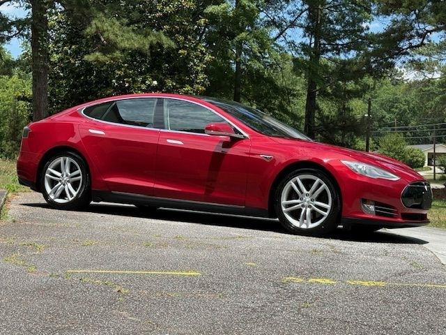 Tesla Model S 85D 2015