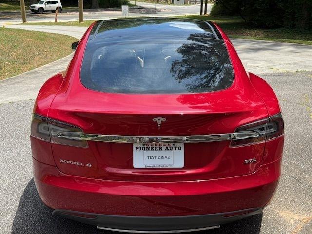 Tesla Model S 85D 2015