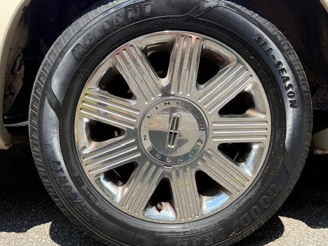 Lincoln Town Car Cartier 2003