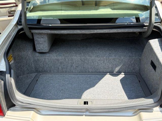 Lincoln Town Car Cartier 2003