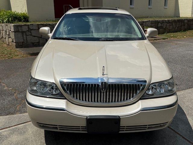 Lincoln Town Car Cartier 2003