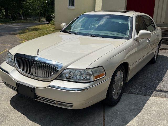 Lincoln Town Car Cartier 2003