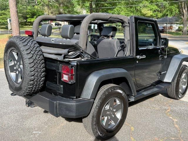 Jeep Wrangler Sport 4WD 2010