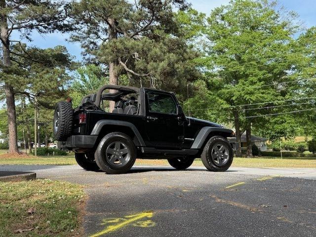 Jeep Wrangler Sport 4WD 2010