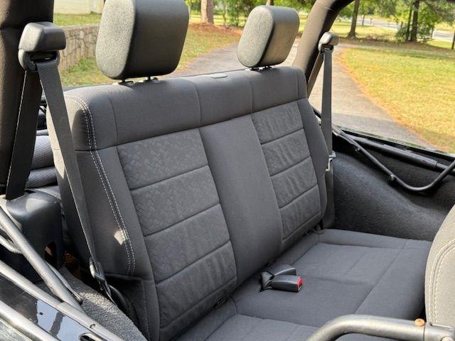 Jeep Wrangler Sport 4WD 2010