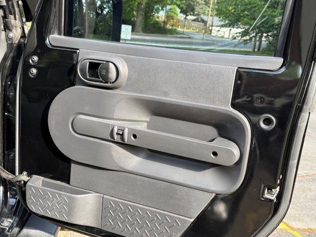 Jeep Wrangler Sport 4WD 2010