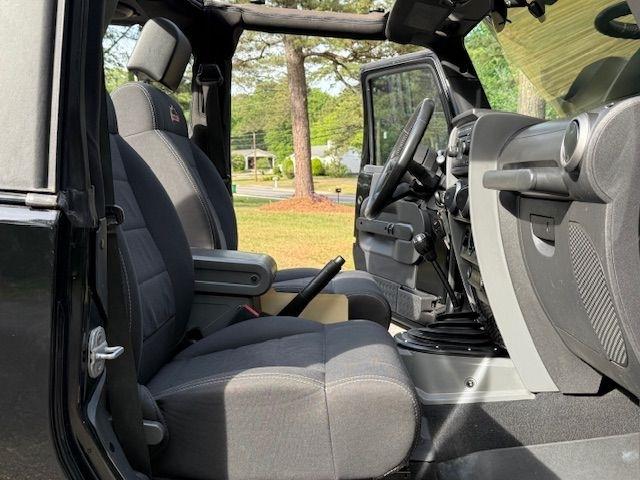 Jeep Wrangler Sport 4WD 2010