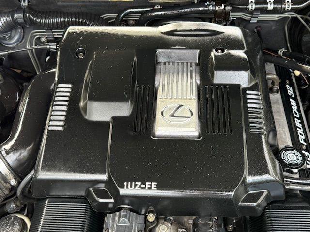 Lexus LS 400 Base 1995