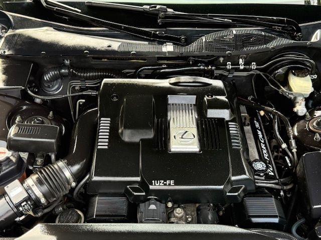 Lexus LS 400 Base 1995