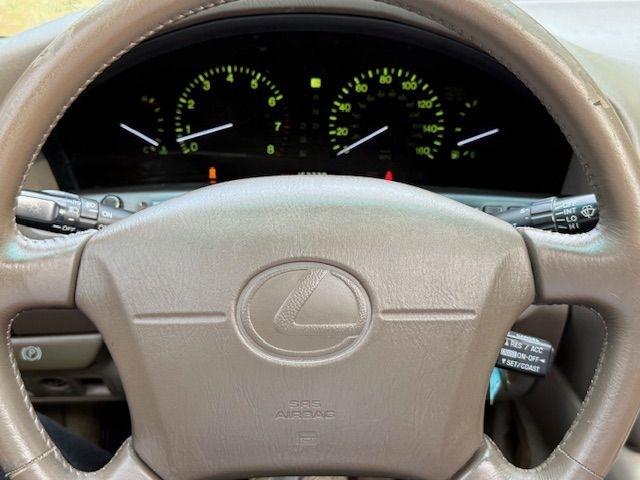 Lexus LS 400 Base 1995
