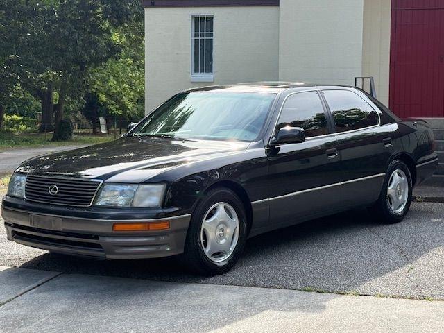 Lexus LS 400 Base 1995