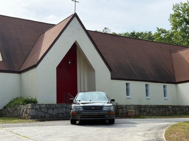 Lexus LS 400 Base 1995