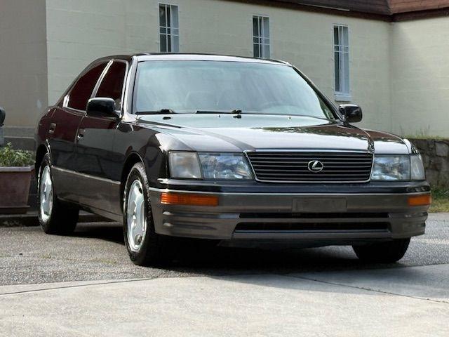 Lexus LS 400 Base 1995