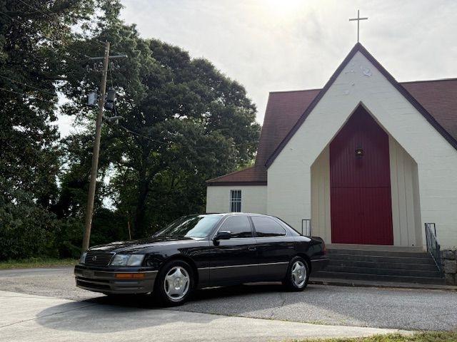 Lexus LS 400 Base 1995