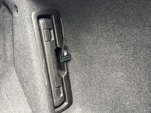 Lexus LS 400 Base 1995