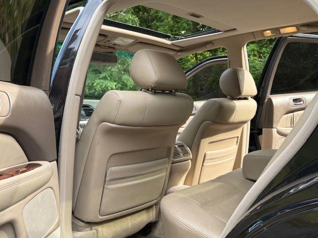 Lexus LS 400 Base 1995