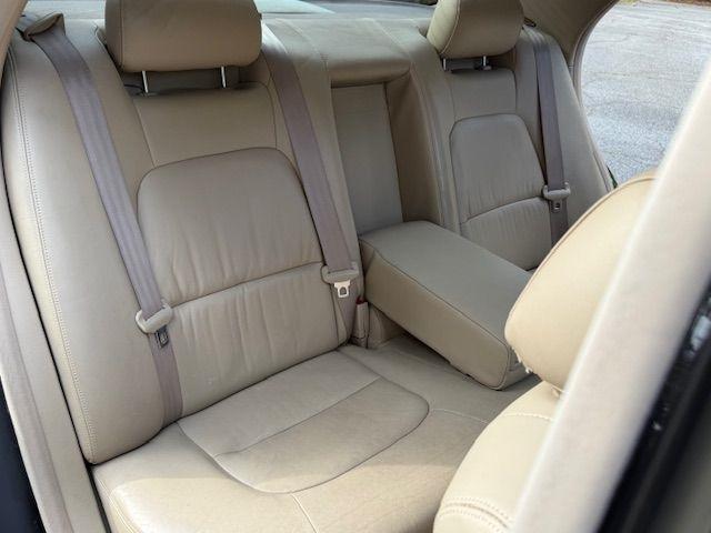Lexus LS 400 Base 1995