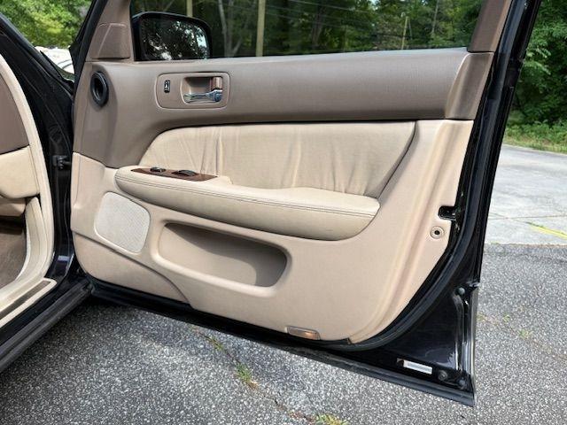 Lexus LS 400 Base 1995