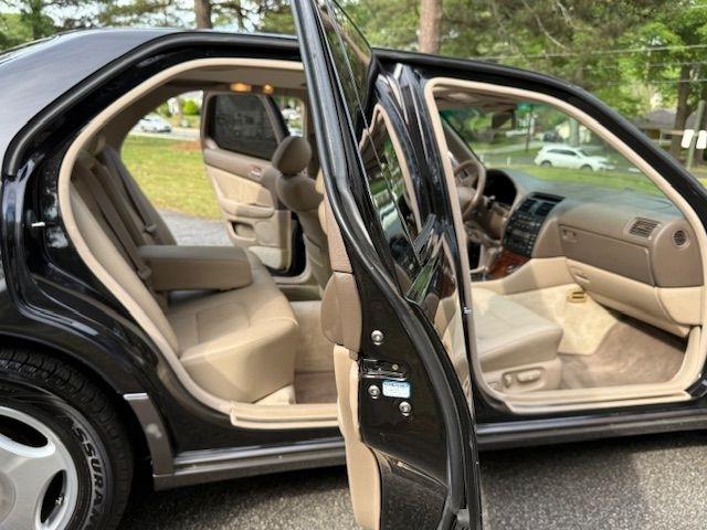Lexus LS 400 Base 1995