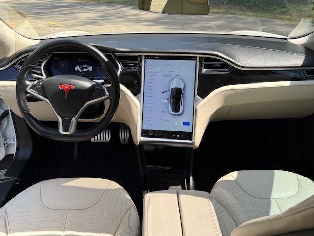Tesla Model S Signature Performance 2012