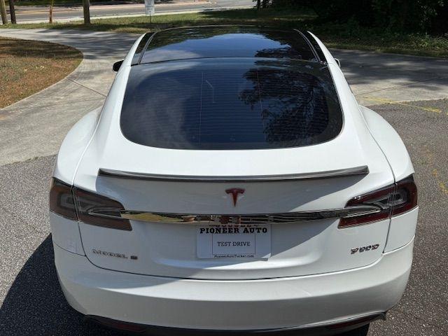 Tesla Model S Signature Performance 2012