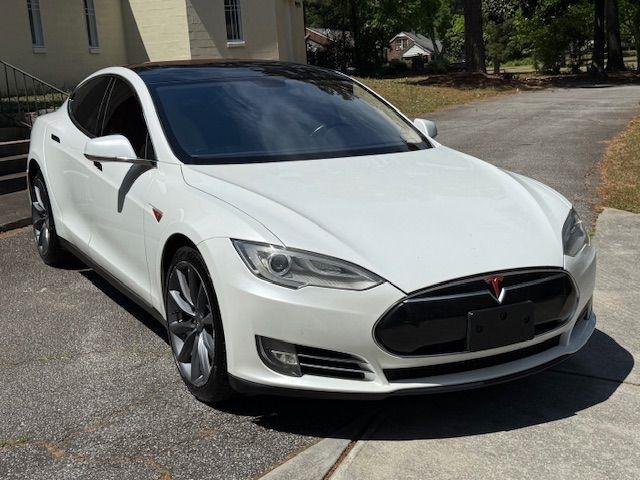 Tesla Model S Signature Performance 2012