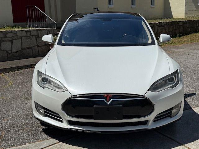 Tesla Model S Signature Performance 2012