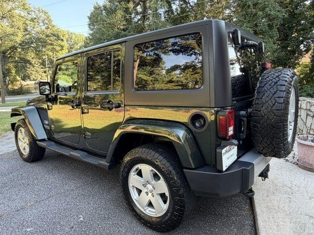 Jeep Wrangler Unlimited Sahara 4WD 2011
