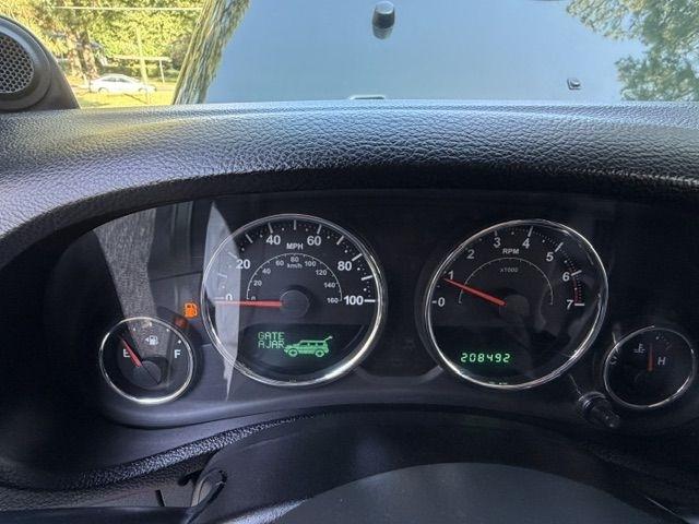 Jeep Wrangler Unlimited Sahara 4WD 2011