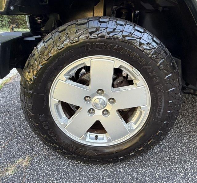 Jeep Wrangler Unlimited Sahara 4WD 2011