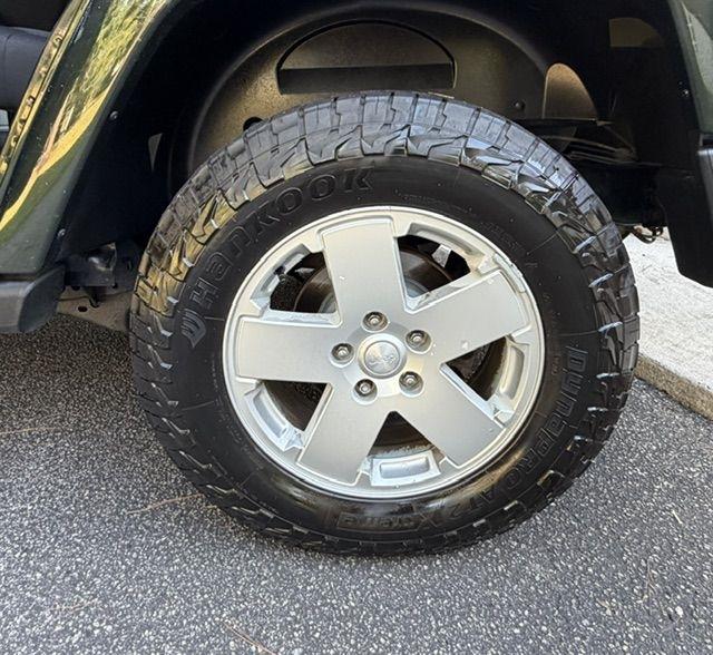 Jeep Wrangler Unlimited Sahara 4WD 2011