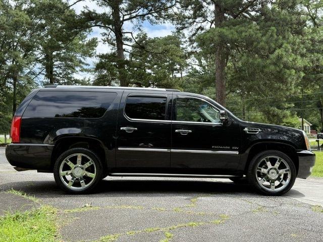 Cadillac Escalade ESV AWD Luxury 2013