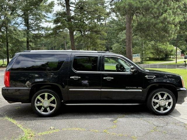 Cadillac Escalade ESV AWD Luxury 2013