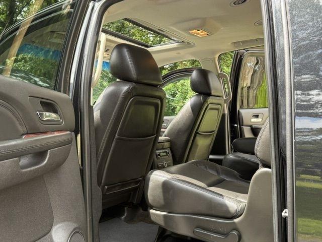Cadillac Escalade ESV AWD Luxury 2013