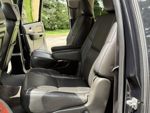 Cadillac Escalade ESV AWD Luxury 2013