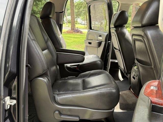 Cadillac Escalade ESV AWD Luxury 2013