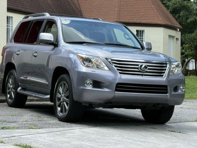 Lexus LX 570 Sport Utility 2011