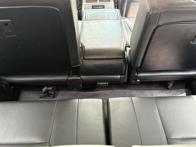 Lexus LX 570 Sport Utility 2011