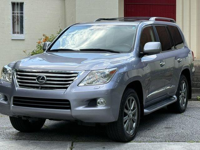 Lexus LX 570 Sport Utility 2011
