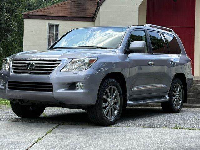 Lexus LX 570 Sport Utility 2011