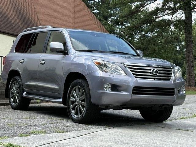 Lexus LX 570 Sport Utility 2011
