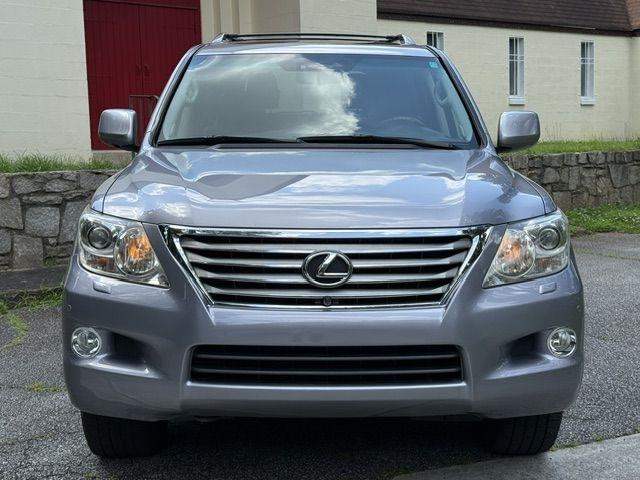 Lexus LX 570 Sport Utility 2011
