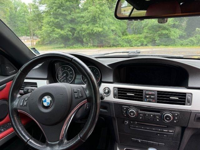 BMW 3-Series 328i Convertible - SULEV 2011