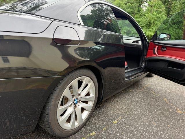 BMW 3-Series 328i Convertible - SULEV 2011