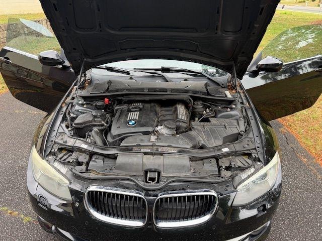 BMW 3-Series 328i Convertible - SULEV 2011